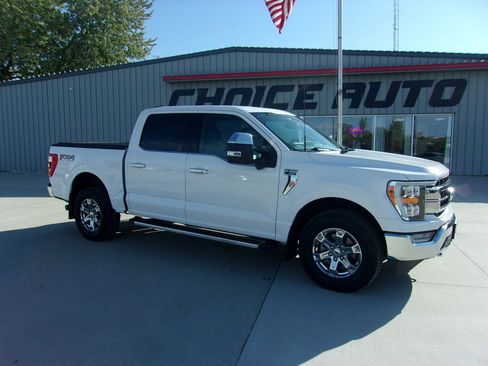 Used 2022 Ford F150 Lariat image 3