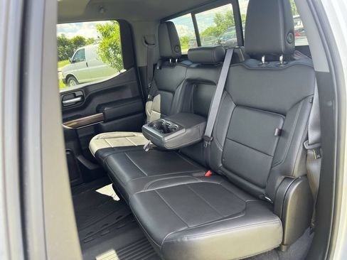 Used 2021 Chevrolet Silverado 1500 LT Trail Boss w/ Convenience Package II AWD/4WD image 28