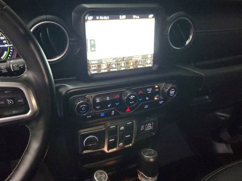 Used 2021 Jeep Wrangler Unlimited Sahara w/ Cold Weather Group image 24