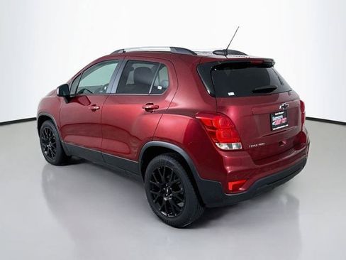 Used 2022 Chevrolet Trax LT w/ Driver Confidence Package AWD/4WD image 5