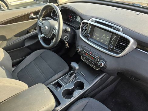 Used 2019 Kia Sorento LX w/ Option Group 020 image 11