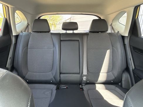 Used 2023 Kia Seltos S w/ Navigation Package AWD/4WD image 9
