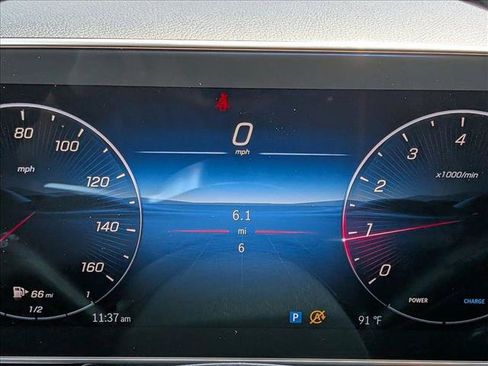 Used 2026 Mercedes-Benz GLC 300 image 9