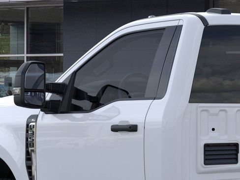 New 2026 Ford F350 XL w/ XL Chrome Package image 20