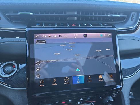 Used 2023 Jeep Grand Cherokee Trailhawk w/ Advanced Protech Group II image 19