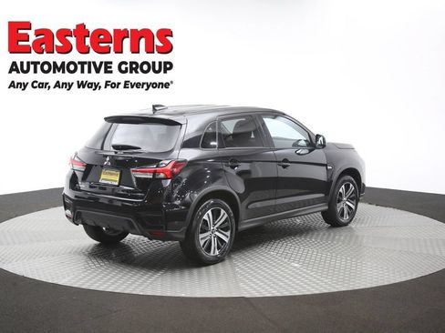 Used 2025 Mitsubishi Outlander Sport LE AWD/4WD image 39