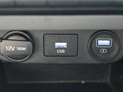 Certified 2021 Hyundai Elantra SEL FWD image 17