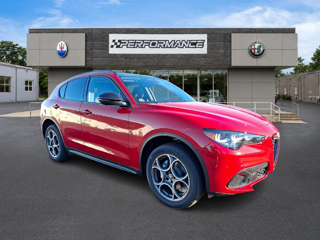 New 2026 Alfa Romeo Stelvio Sprint w/ Convenience Package AWD/4WD image 3