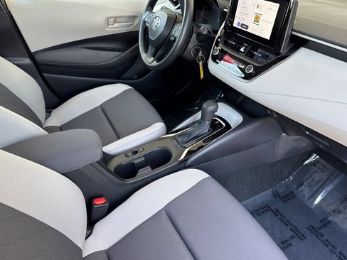 Certified 2026 Toyota Corolla LE FWD image 21