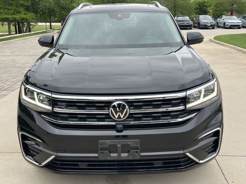 Used 2023 Volkswagen Atlas SEL Premium image 3