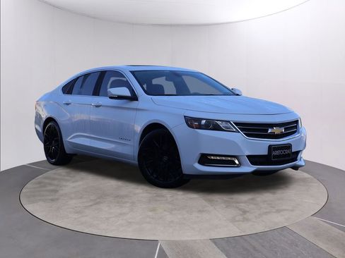 Used 2019 Chevrolet Impala LT image 1