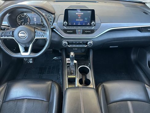 Certified 2024 Nissan Altima 2.5 SR FWD image 13