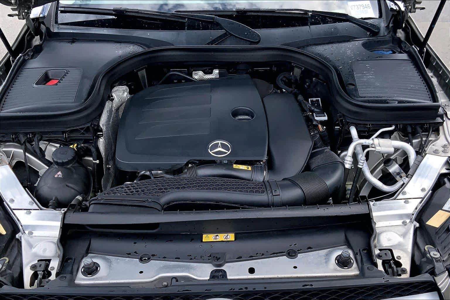 Used 2020 Mercedes-Benz GLC 300 image 9