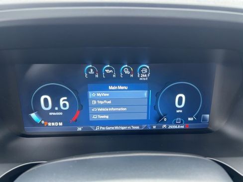 Certified 2022 Ford Expedition Platinum image 12