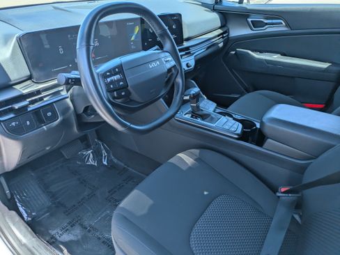 Certified 2026 Kia Sportage LX FWD image 24