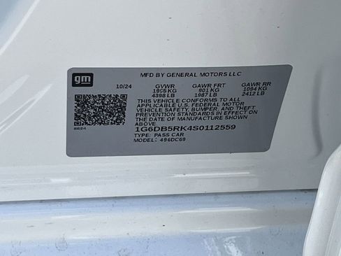 New 2025 Cadillac CT4 Premium Luxury image 27