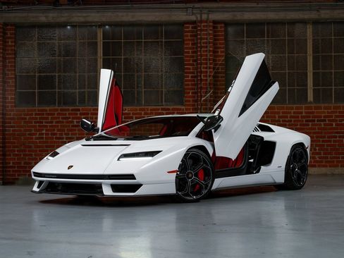 Used 2022 Lamborghini Aventador Countach image 21
