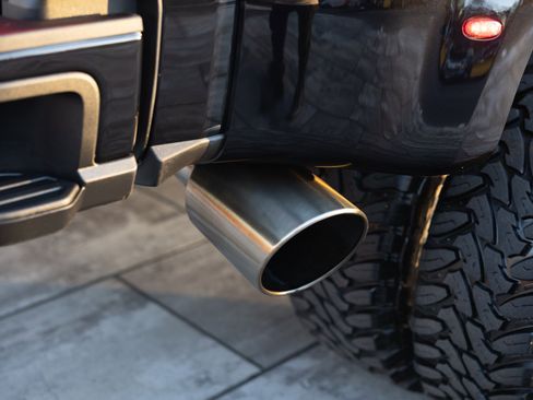 Used 2024 Ford F450 Platinum w/ FX4 Off-Road Package image 29