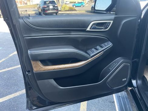 Used 2018 GMC Yukon Denali w/ Denali Ultimate Package image 10