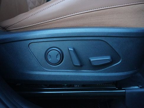 Used 2023 Kia Sorento SX Prestige image 42