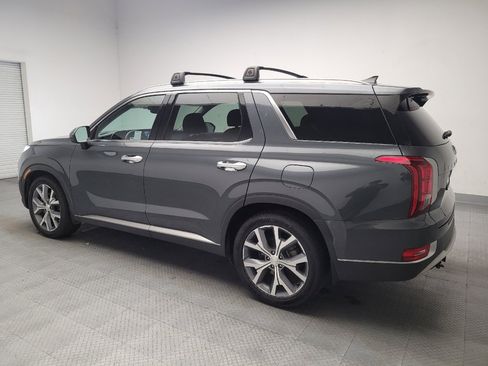 Used 2021 Hyundai Palisade SEL w/ Premium Package FWD image 3