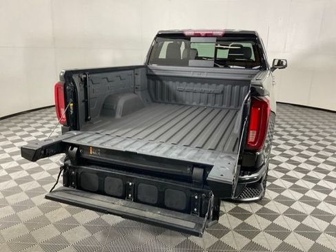 Used 2022 GMC Sierra 1500 Denali AWD/4WD image 42