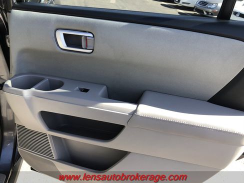 Used 2015 Honda Pilot LX image 19