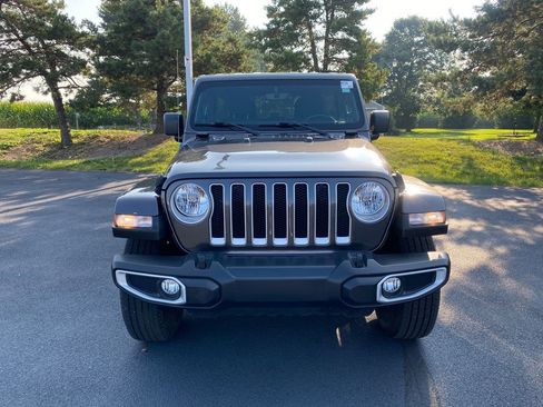 Used 2021 Jeep Wrangler Unlimited Sahara w/ Uconnect 4C Nav & Sound Group image 9