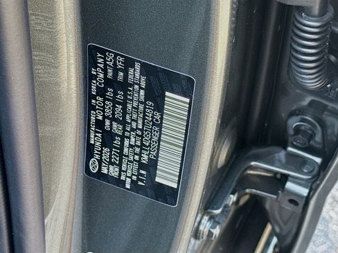 New 2026 Hyundai Elantra SE FWD image 24