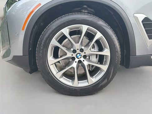 Used 2024 BMW X5 xDrive40i w/ Premium Package AWD/4WD image 43