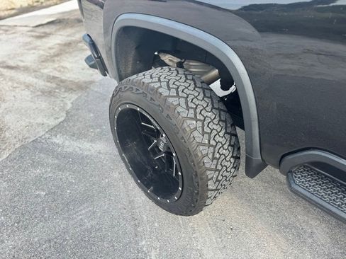 Used 2021 Chevrolet Silverado 2500 High Country w/ Z71 Off-Road Package image 32