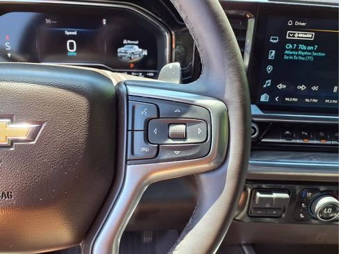 Used 2024 Chevrolet Silverado 1500 LTZ AWD/4WD image 21