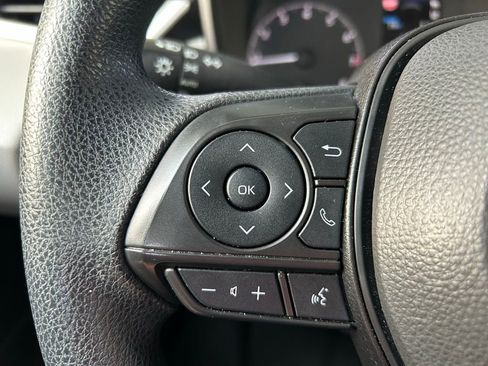 Certified 2025 Toyota Corolla LE FWD image 19