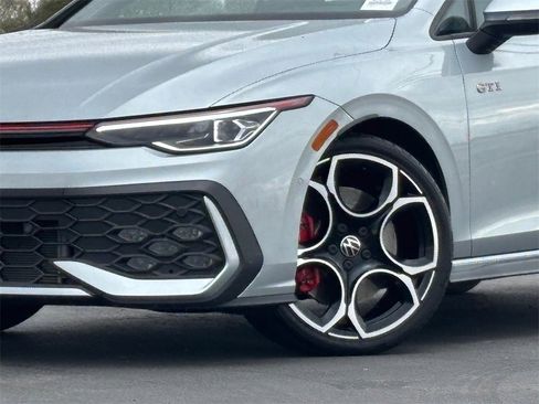 Used 2025 Volkswagen GTI Autobahn image 2