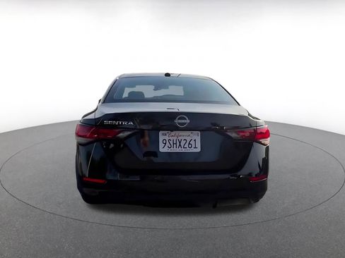 Used 2025 Nissan Sentra SV image 12