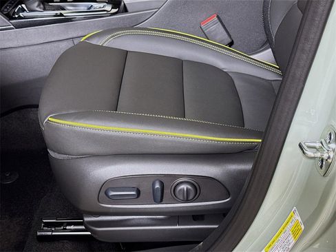 New 2026 Chevrolet TrailBlazer ACTIV w/ Convenience Package image 16