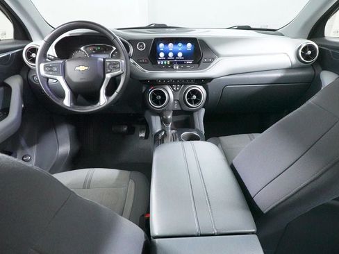 Used 2020 Chevrolet Blazer LT FWD image 13