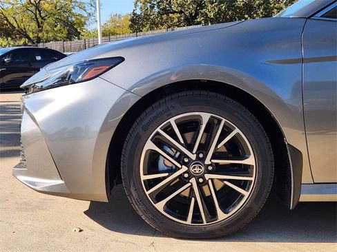 New 2026 Toyota Camry XLE image 5
