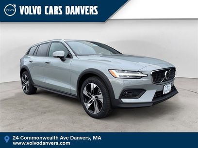 New 2026 Volvo V60 B5 Cross Country Plus w/ Protection Package Premier