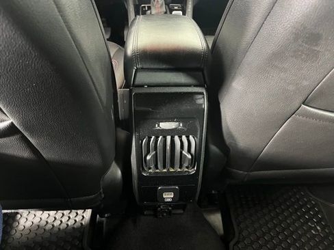 Used 2024 Jeep Compass Trailhawk image 38