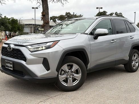 Certified 2025 Toyota RAV4 XLE image 49