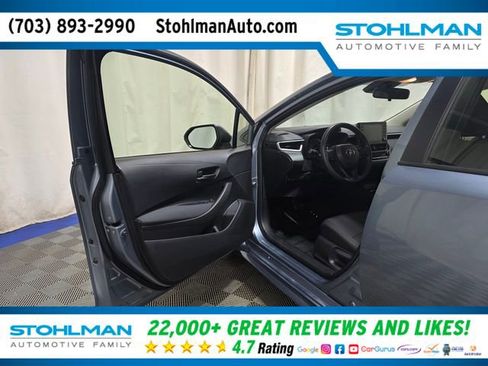 Used 2022 Toyota Corolla LE image 11