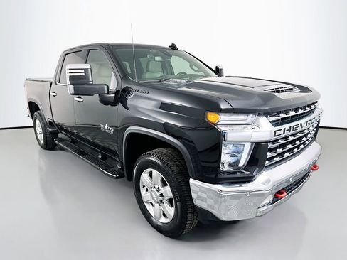 Used 2020 Chevrolet Silverado 2500 LTZ w/ LTZ Texas Edition RWD image 3