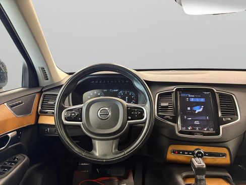 Used 2021 Volvo XC90 T6 Momentum w/ Advanced Package AWD/4WD image 29