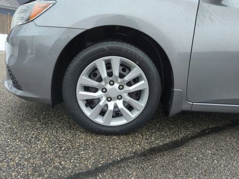 Used 2017 Nissan Sentra SV image 31