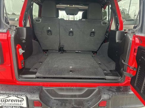 Used 2021 Jeep Wrangler Unlimited Rubicon image 10