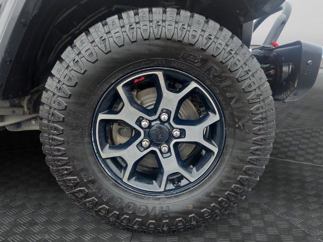 Used 2018 Jeep Wrangler Unlimited Rubicon AWD/4WD image 37
