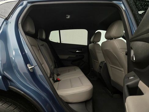 Used 2024 Buick Envista Avenir image 33