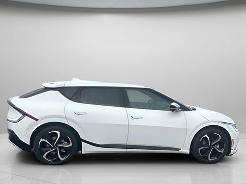Used 2024 Kia EV6 GT-Line image 3