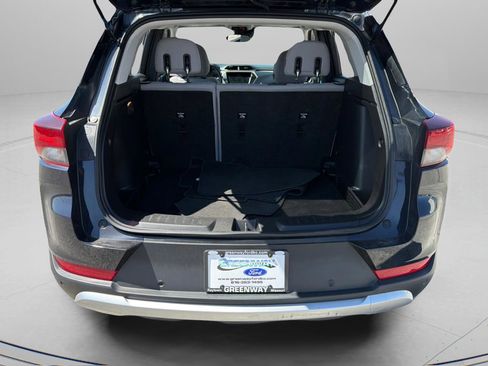Used 2021 Chevrolet TrailBlazer LT w/ Convenience Package FWD image 10
